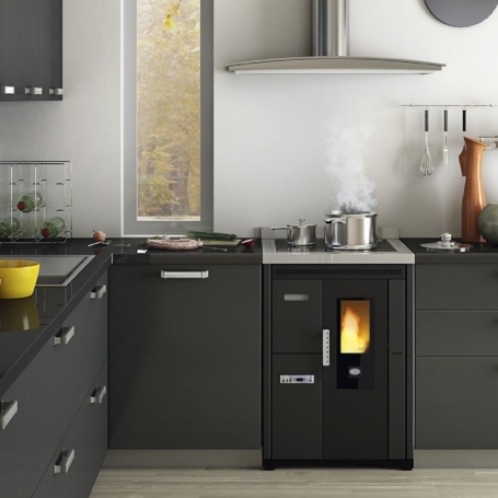 Eva Calòr Enrica pellet stove built-in with oven and hob